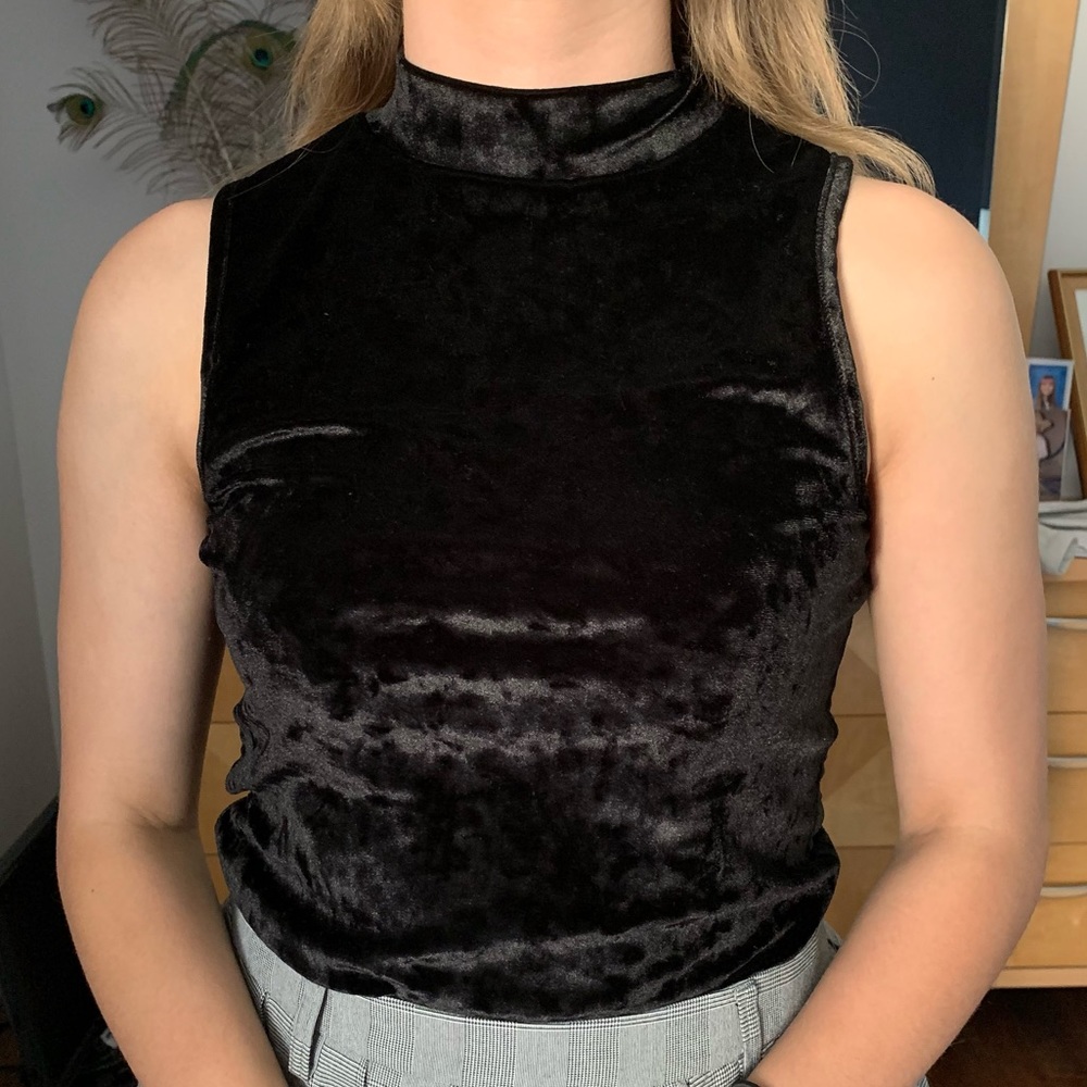 Sleeveless Crushed Velvet Top